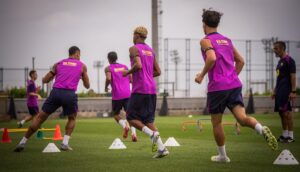 Soi Kèo Rayo Vallecano Vs Barcelona 02h30 01/09 - Vòng 3 VĐQG Tây Ban Nha 2 Cả hai đội bóng đều không có lựa lượng mạnh nhất