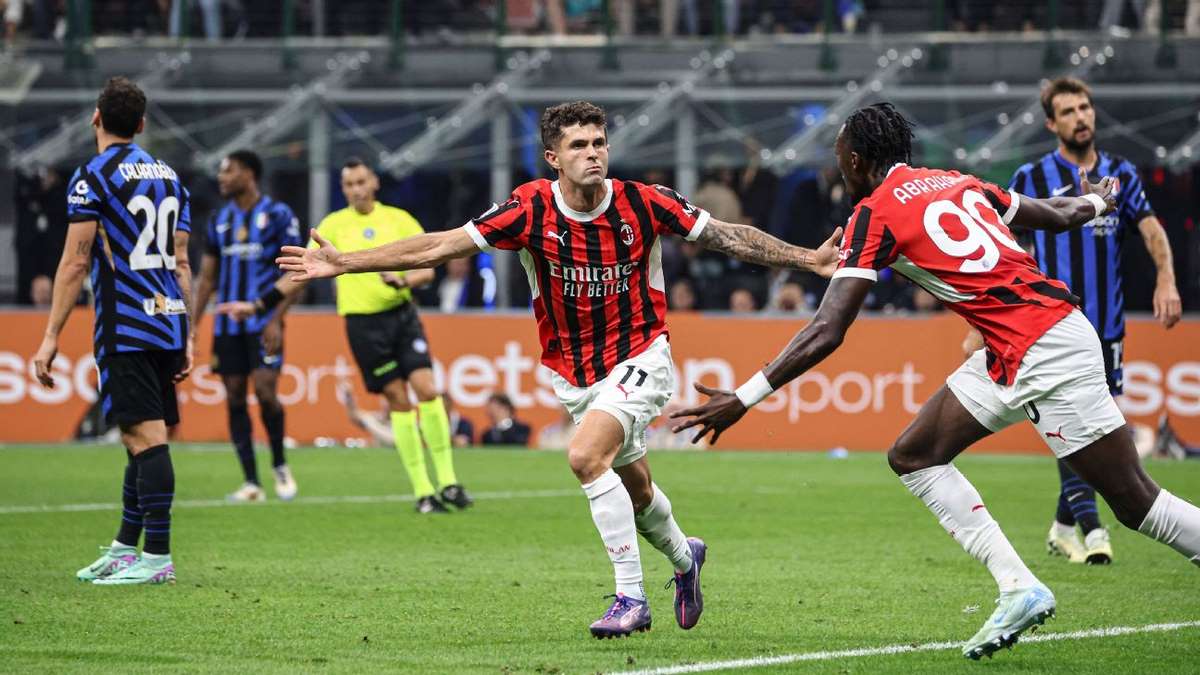 Soi Kèo AC Milan Vs Inter Milan 02h45 Ngày 09/03 - Vòng 28 Serie A 1 AC Milan đang cho thấy phong độ ổn định